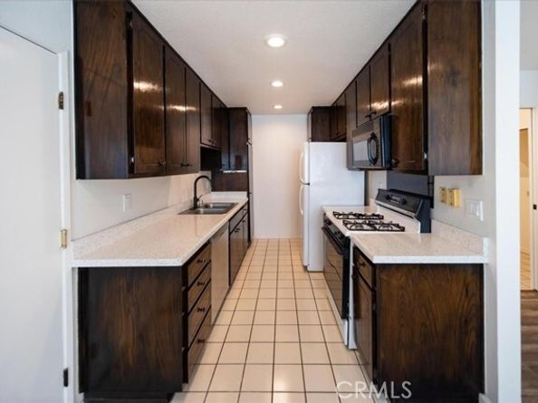 556 D Street, Upland CA 91786