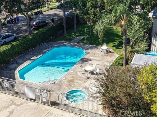 556 D Street, Upland CA 91786