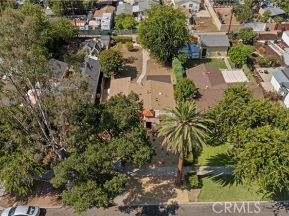 355 S 3rd Avenue, Upland CA 91786