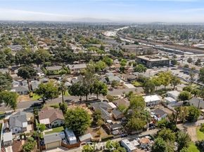 355 S 3rd Avenue, Upland CA 91786
