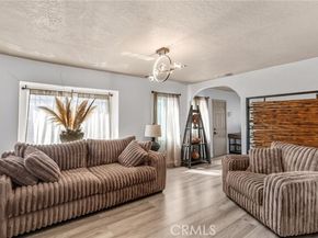 355 S 3rd Avenue, Upland CA 91786