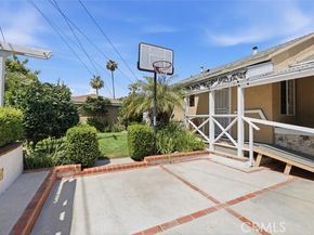 210 E 46th Street, Long Beach CA 90807