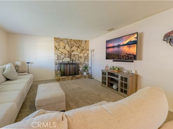 13524 Chase Street, Arleta (los Angeles) CA 91331
