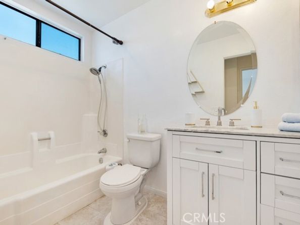 9635 Sepulveda Boulevard 1, North Hills (los Angeles) CA 91343
