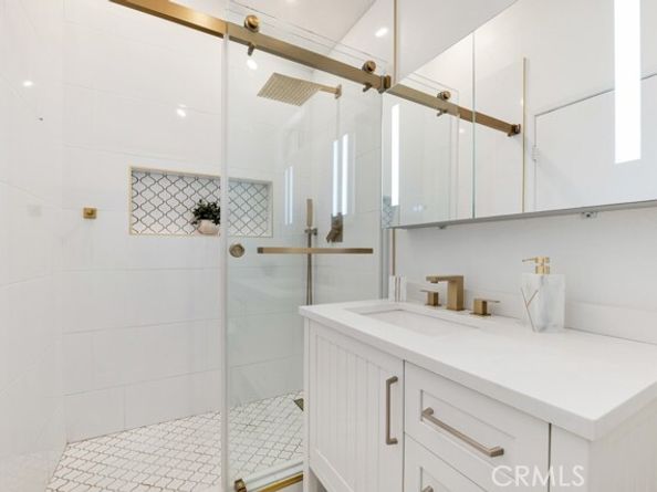 9635 Sepulveda Boulevard 1, North Hills (los Angeles) CA 91343