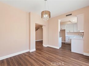 19017 Gault Street 103, Reseda (los Angeles) CA 91335