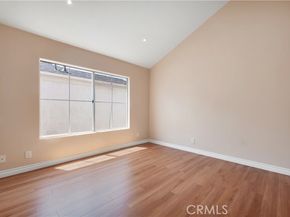 19017 Gault Street 103, Reseda (los Angeles) CA 91335