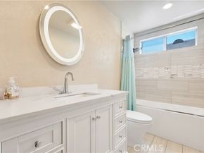 19017 Gault Street 103, Reseda (los Angeles) CA 91335