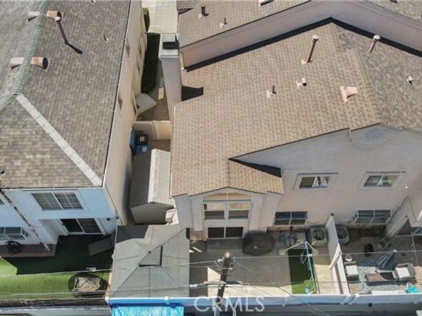 19017 Gault Street 103, Reseda (los Angeles) CA 91335