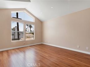 19017 Gault Street 103, Reseda (los Angeles) CA 91335