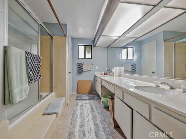7800 Winnetka Avenue, Winnetka (los Angeles) CA 91306
