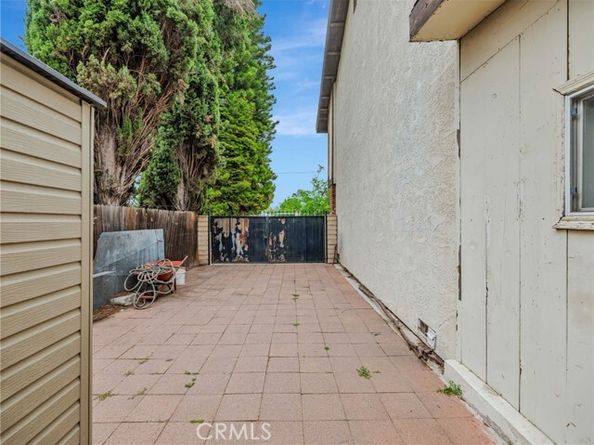 7800 Winnetka Avenue, Winnetka (los Angeles) CA 91306