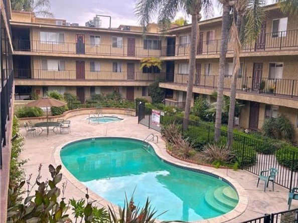 8505 Columbus Avenue 107, North Hills (los Angeles) CA 91343