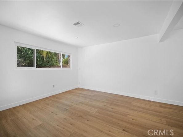 7848 Chastain Avenue, Reseda (los Angeles) CA 91335