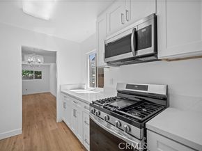 7848 Chastain Avenue, Reseda (los Angeles) CA 91335
