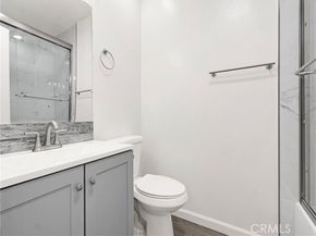 9834 Sepulveda Boulevard 109, North Hills (los Angeles) CA 91343