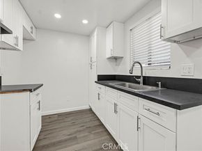 9834 Sepulveda Boulevard 109, North Hills (los Angeles) CA 91343
