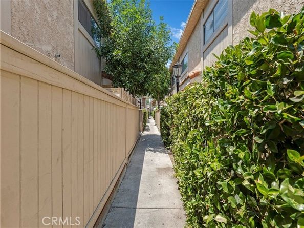 9834 Sepulveda Boulevard 109, North Hills (los Angeles) CA 91343