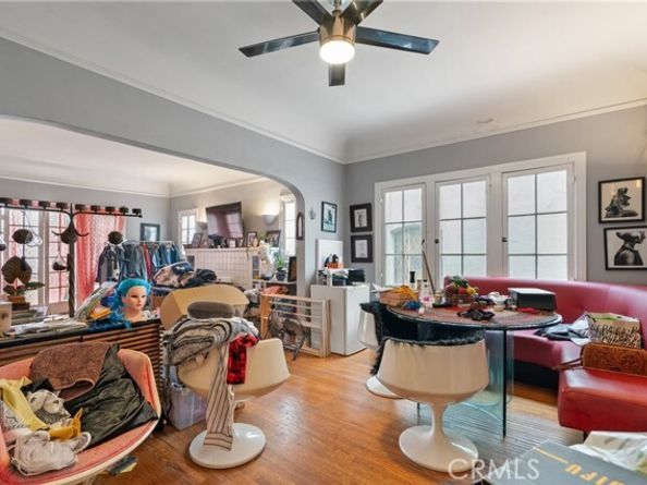 1309 N Edgemont, Los Angeles CA 90027