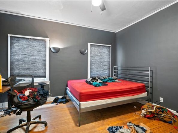 1309 N Edgemont, Los Angeles CA 90027