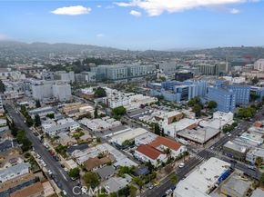 1309 N Edgemont, Los Angeles CA 90027