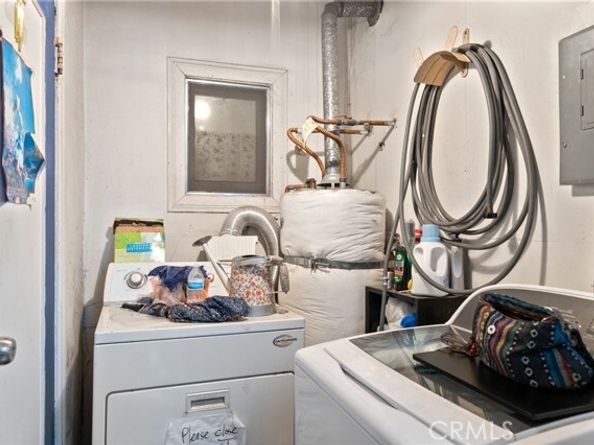 1309 N Edgemont, Los Angeles CA 90027