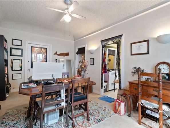 1309 N Edgemont, Los Angeles CA 90027