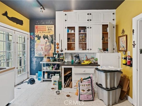 1309 N Edgemont, Los Angeles CA 90027