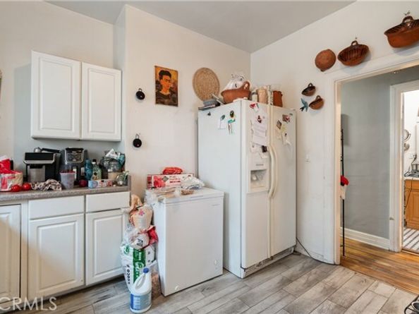 1309 N Edgemont, Los Angeles CA 90027