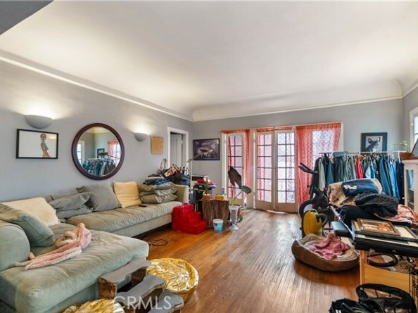 1309 N Edgemont, Los Angeles CA 90027