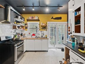 1309 N Edgemont, Los Angeles CA 90027