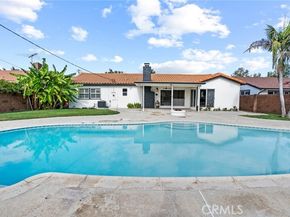 23642 Community St, West Hills (los Angeles) CA 91304