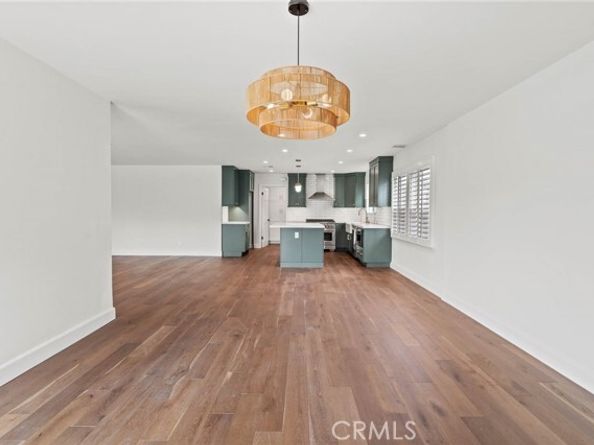 23642 Community St, West Hills (los Angeles) CA 91304