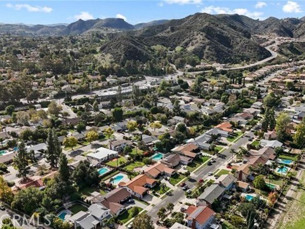 23642 Community St, West Hills (los Angeles) CA 91304