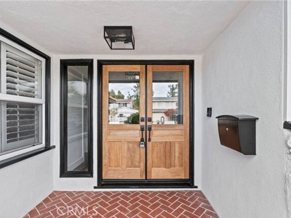 23642 Community St, West Hills (los Angeles) CA 91304