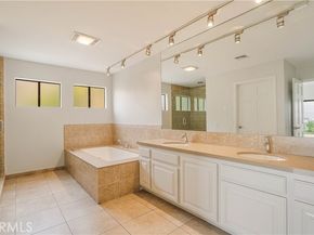 3622 Roberts View, Studio City (los Angeles) CA 91604