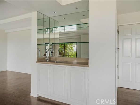 3622 Roberts View, Studio City (los Angeles) CA 91604