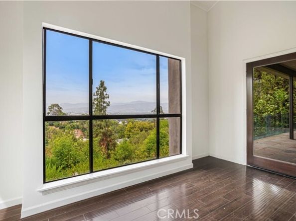 3622 Roberts View, Studio City (los Angeles) CA 91604