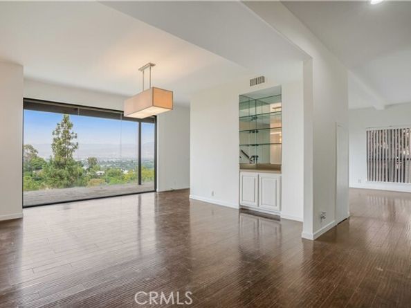 3622 Roberts View, Studio City (los Angeles) CA 91604