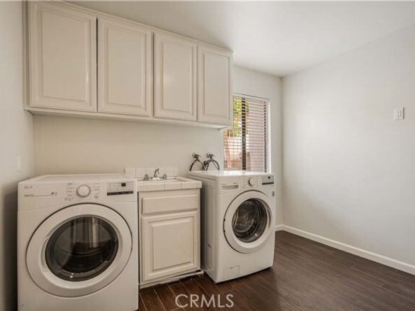 3622 Roberts View, Studio City (los Angeles) CA 91604