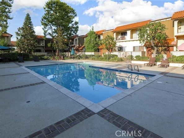 19545 Sherman Way 97, Reseda (los Angeles) CA 91335