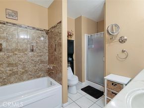 19545 Sherman Way 97, Reseda (los Angeles) CA 91335