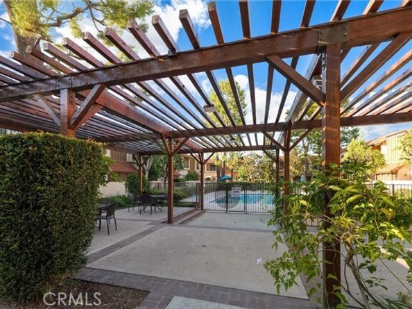 19545 Sherman Way 97, Reseda (los Angeles) CA 91335