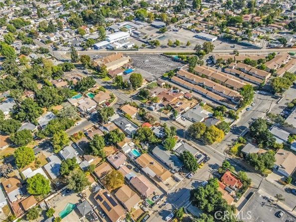 8421 Grenoble, Sunland (los Angeles) CA 91040