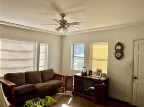 8421 Grenoble, Sunland (los Angeles) CA 91040