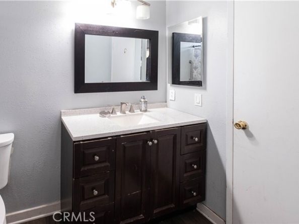12542 Glamis St., Pacoima (los Angeles) CA 91331