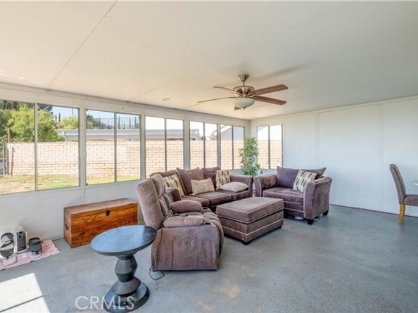 12542 Glamis St., Pacoima (los Angeles) CA 91331