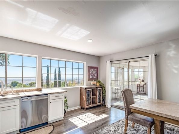 12542 Glamis St., Pacoima (los Angeles) CA 91331