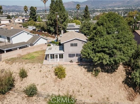 12542 Glamis St., Pacoima (los Angeles) CA 91331