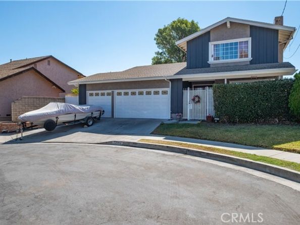 12542 Glamis St., Pacoima (los Angeles) CA 91331